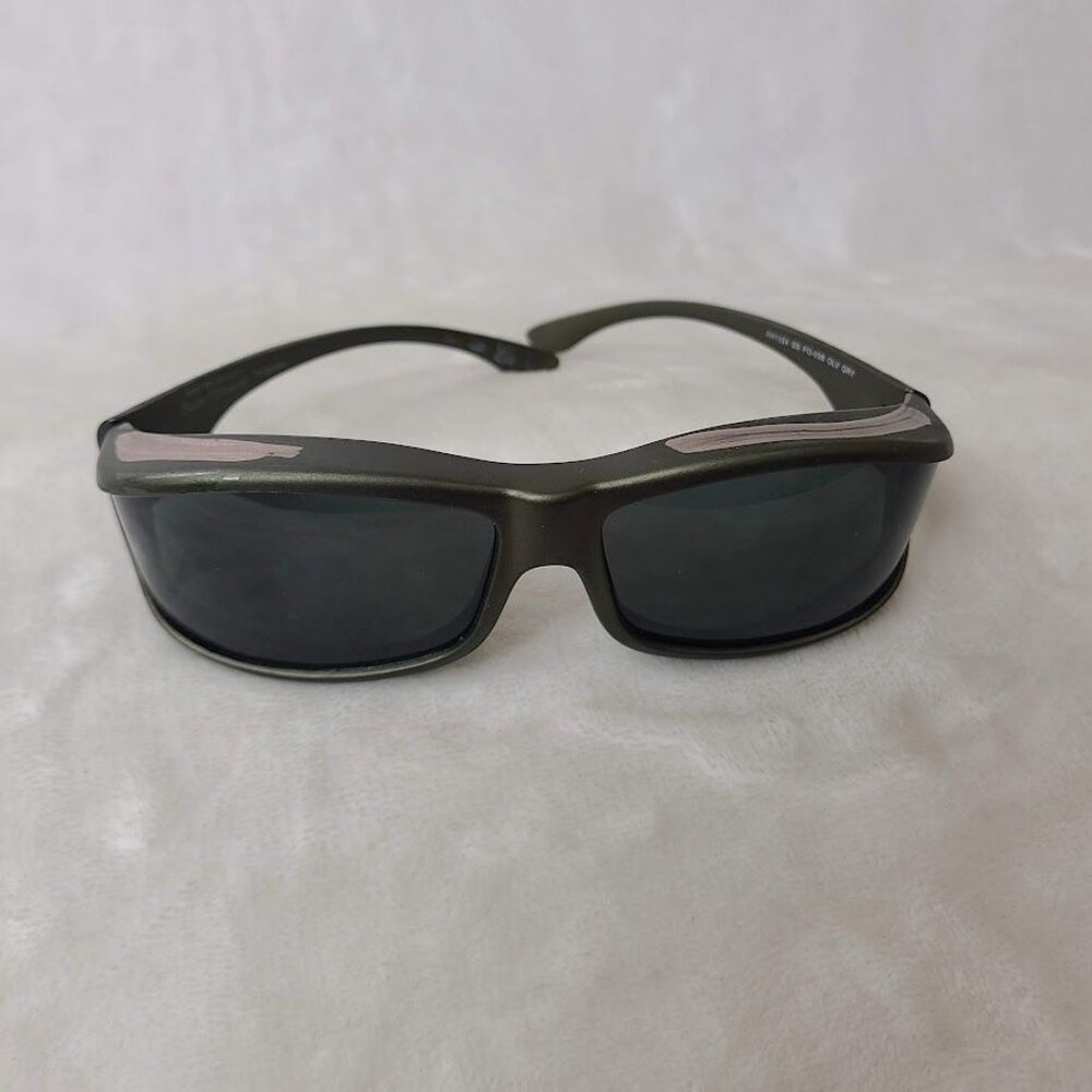 Foster Grant Solar Shield Polarized Fit Over Sunglasses AH1024 FO-036 Olive Gray - Picture 2 of 13
